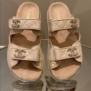 CHABEL Dad Sandals 25P Crystal CC logo Quilted lambskin leather sz 38
